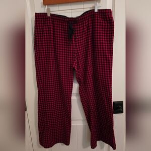 Gilligan & O'Malley Red and Black Plaid Pajama Pants